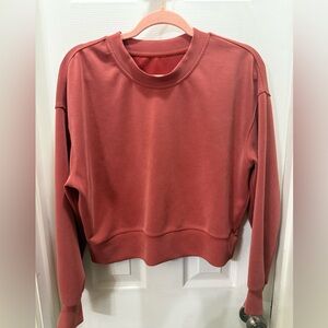 Lululemon Cayenne colored sweatshirt
